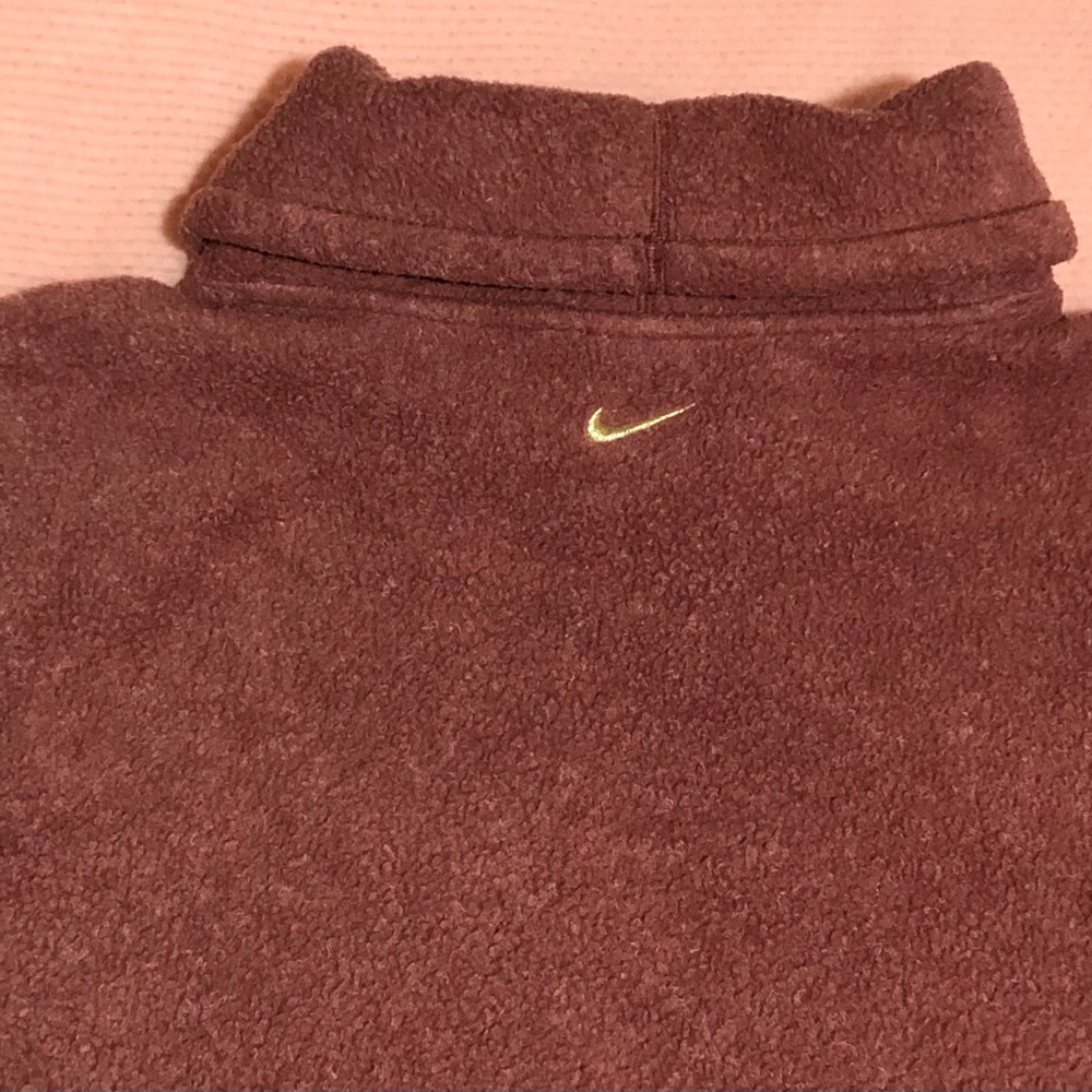 Nike Burgundy Therma Fleece Sweater - Picture 6 of 9